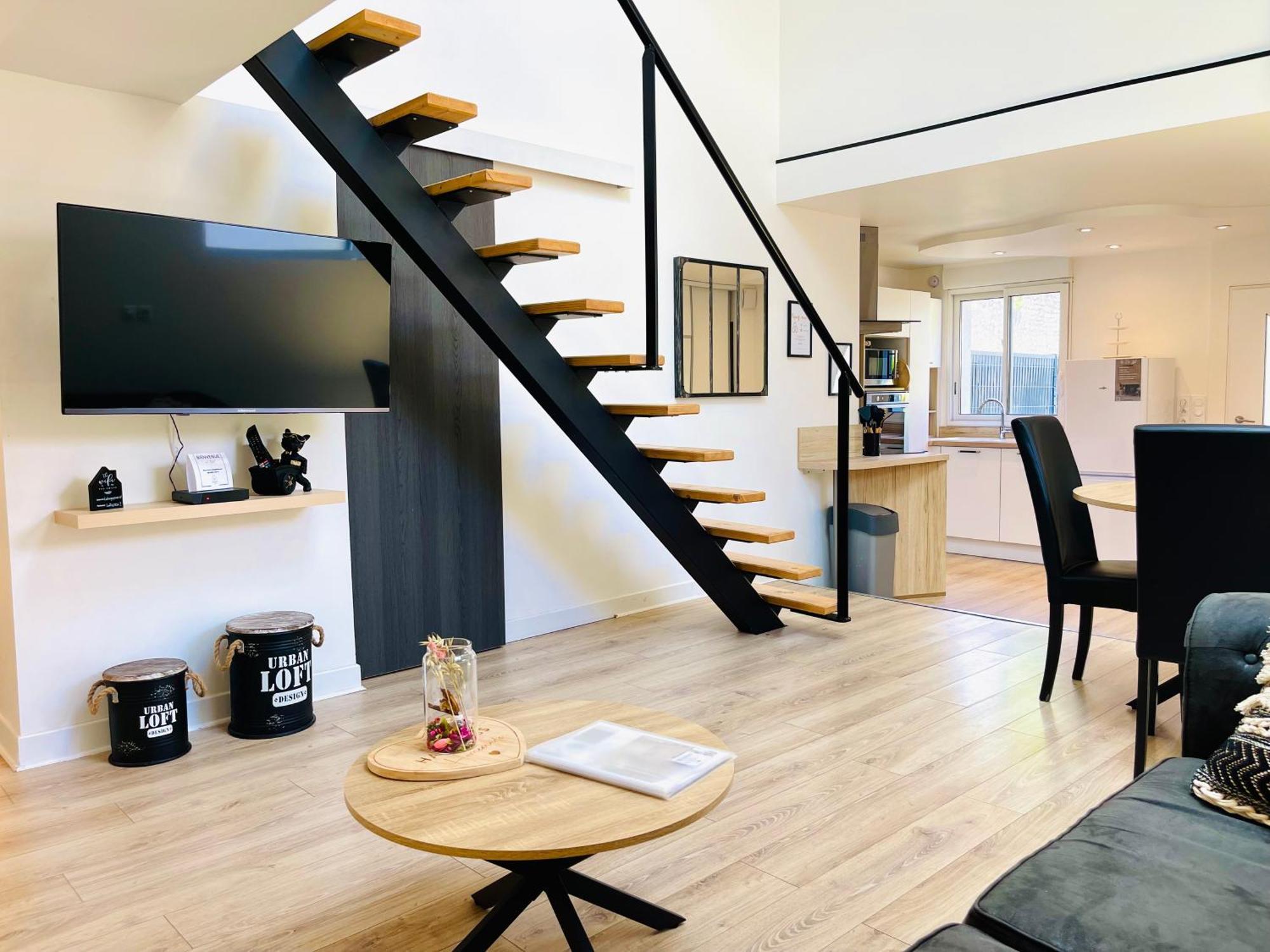 Villa Loft De Charme Avec Parking, Jardin Et Terrasse Saint-Pryvé-Saint-Mesmin Esterno foto
